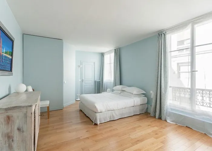 Apartment The Azure Pearl - Spacious & Modern - By Mon Petit Fare Paris