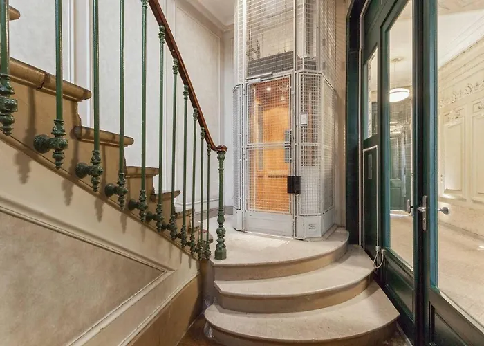 The Azure Pearl - Spacious & Modern - By Mon Petit Fare * Paris